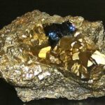 copper_covellite-Miners-in-Nigeria-red-snow